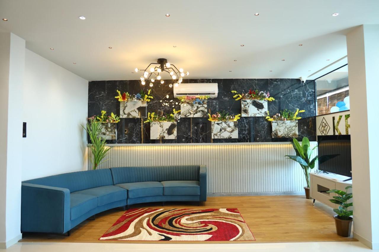 Hotel The Parker Inn By Kbnt Group Surat Esterno foto