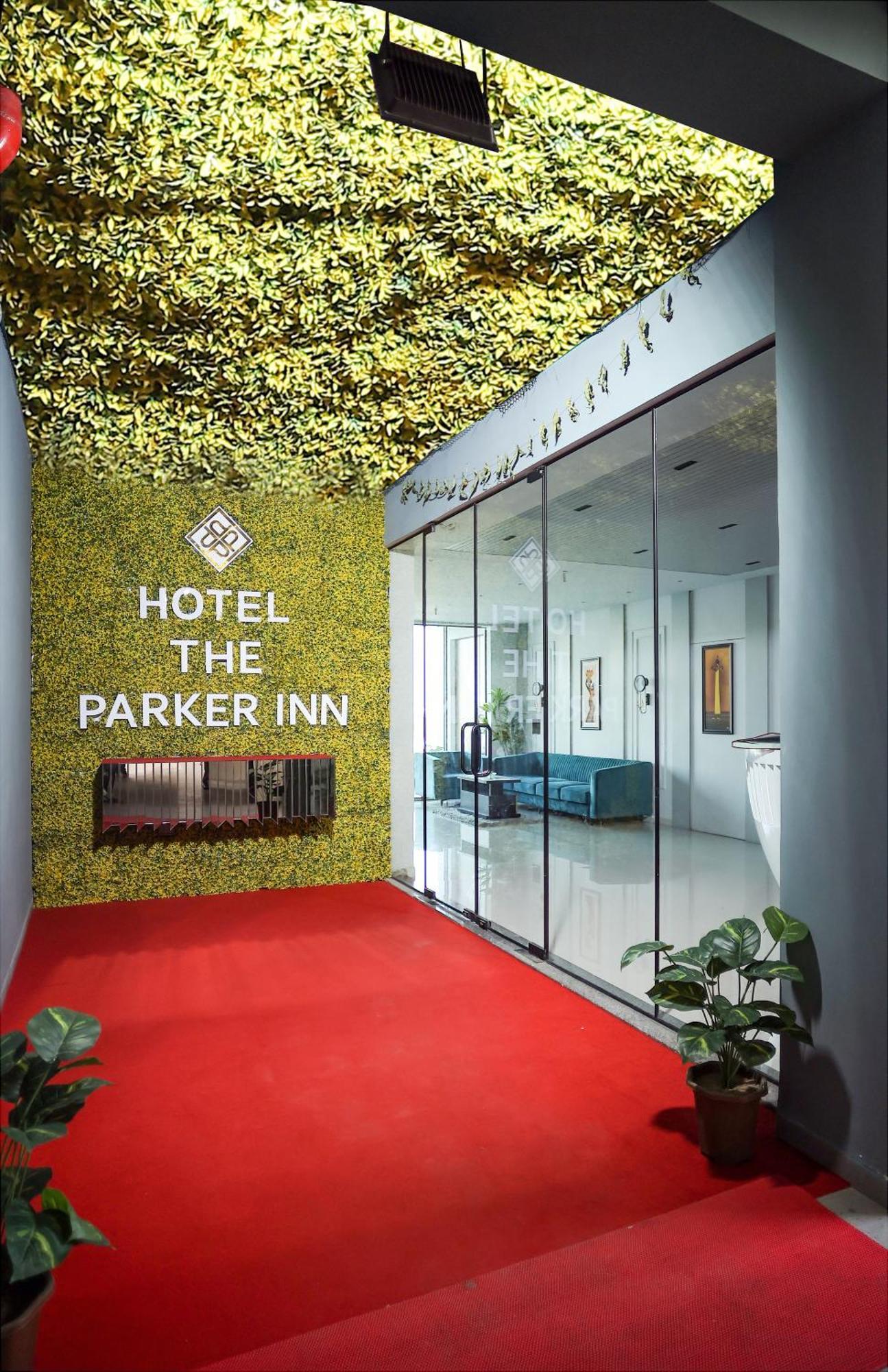Hotel The Parker Inn By Kbnt Group Surat Esterno foto
